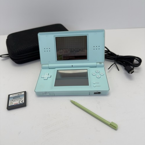 Nintendo lite console - ds,