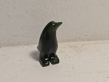Beautiful Canadian Nephrite Jade Penguin Figure 1.5"