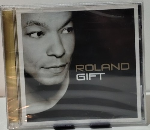 Roland Gift – Self‑T