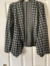 Papaya Size 12 Grey and Black