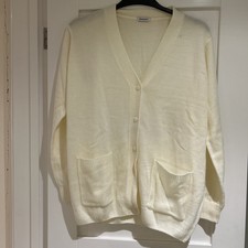 Ladies Cream Damart  Cardigan Size 18/20 NWOT