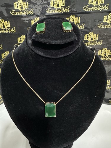 Emerald green pendant - emerald,