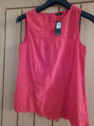 Ladies tops size - m&co,