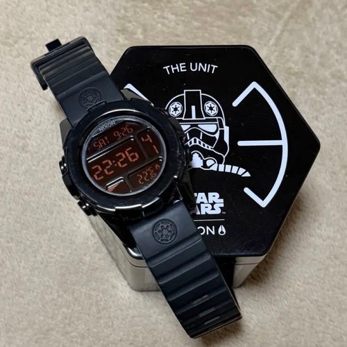 Nixon the unit star - nixon,