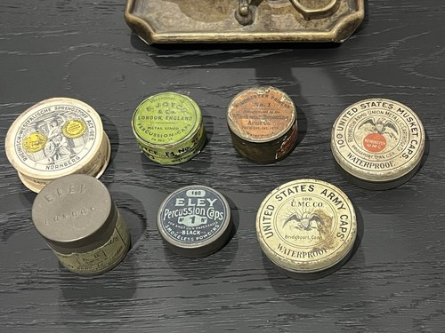 Empty vintage percussion cap - empty,