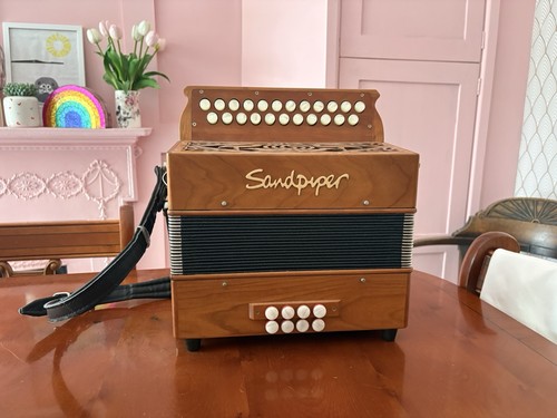 Sandpiper melodeon - b/c,