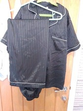 Ladies Size Medium Black Long Legged Pyjamas