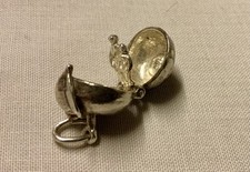 VINTAGE OPENING NUVO APPLE