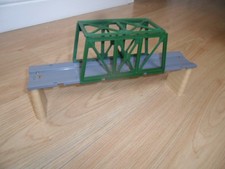 R657 Girder Bridge for Hornby OO Gauge Model Railway Train Sets