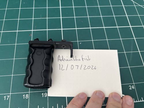 Repro rail scales foregrip for - rail,