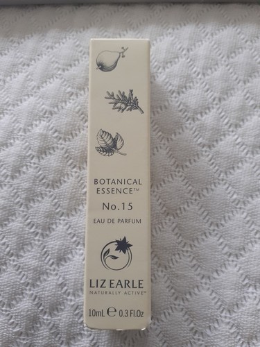 Liz earle botanical essence - botanical,