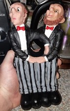 Novelty wine bottle holder