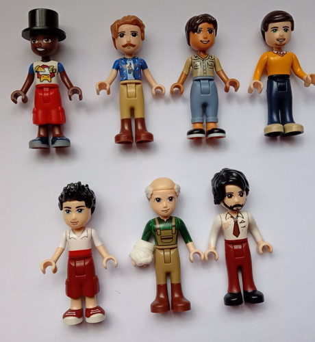 Lego friends 7 minifigures - lego,