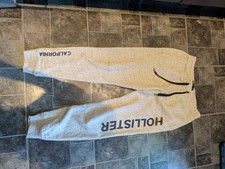 Hollister joggers small