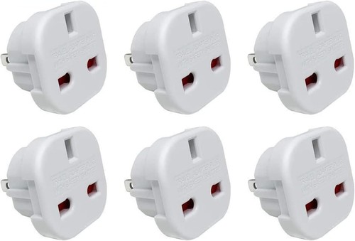 Plug adaptor 3 - uk, to