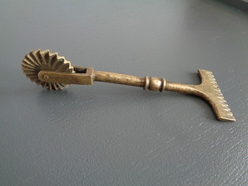 Antique double ended - antique, double-ended
