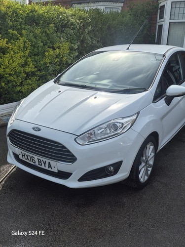 Ford fiesta titanium - ford,