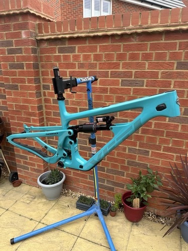 Yeti sb160 frame and - yeti, shock