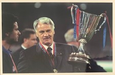Bobby Robson signed Barca 12x8