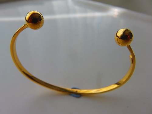 Gold baby flat torque - flat, bangle