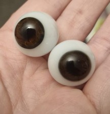 LAUSCHA GLASS HAND BLOWN  DOLL EYES - Brown - 20mm - full round