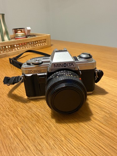 Minolta 300 35mm slr - x-300,