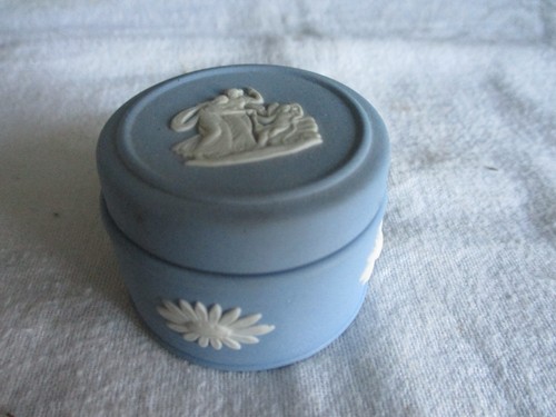 Wedgwood blue jasper cupid - wedgwood,