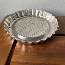 Vintage Aluminium Round Sml