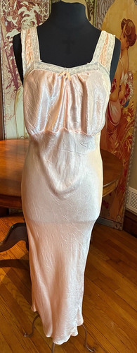 Vintage 1930s 40s pink peachy - vintage, pink/peachy