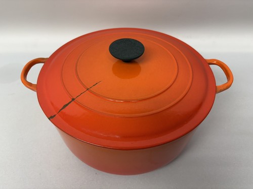 Creuset casserole dish - le,