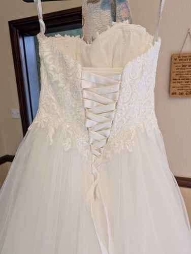 Brand new with - tags, ivory