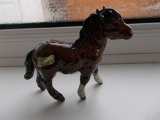 BESWICK SHETLAND PONY FOAL GLAZED WITH STICKER 10CM TALL 12CM LONG