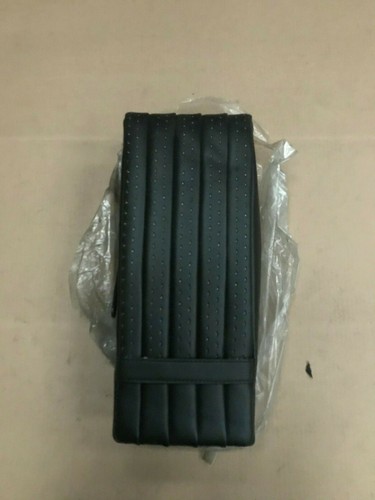 Triumph 912341 2000 - triumph,