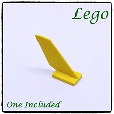 LEGO Shuttle Tail 2 x 6 x 4