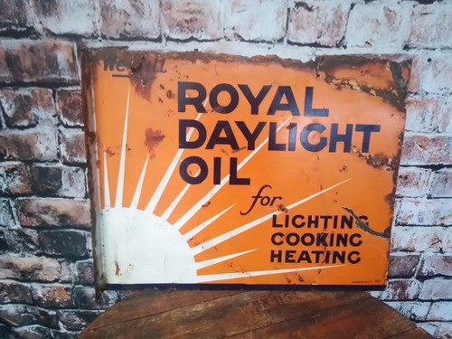Vintage royal daylight oil - ,
