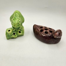2 VTG Flower Frogs Brushed