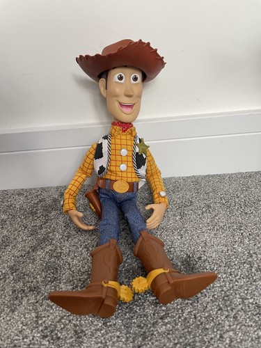 Rare woody pull string - 15”,