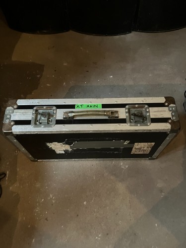 Pedalboard flight case - in,