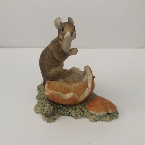 Border fine arts mouse - border, on