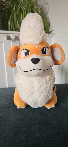 Giant build bear pokémon - a,