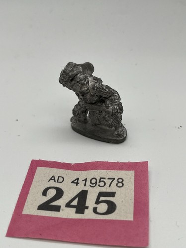 Orc ogre grenadier - -,