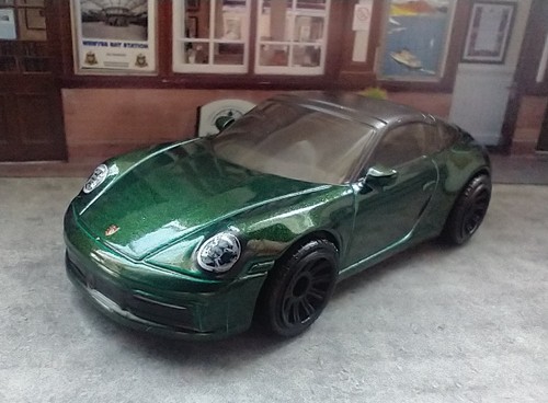 New matchbox porsche 911 targa - new,