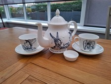 Whittard Of Chelsea Alice In Wonderland Mad Hatters Tea Party Teapot set