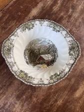 Johnson Brothers the Friendly Village Vegetable Dish. 