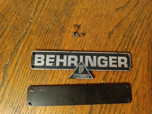 Behringer guitar amplifier - 6",