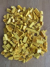 Lego 200 X Yellow Slope Bricks