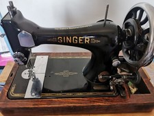 Antique SINGER Sewing Machine 28K Model Hand-Crank Operated 1909 with Case