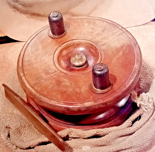 Milwards walnut brass - milwards,