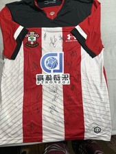FIRST TEAM SIGNED SOUTHAMPTON