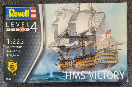 Boxed revell hms victory - -,